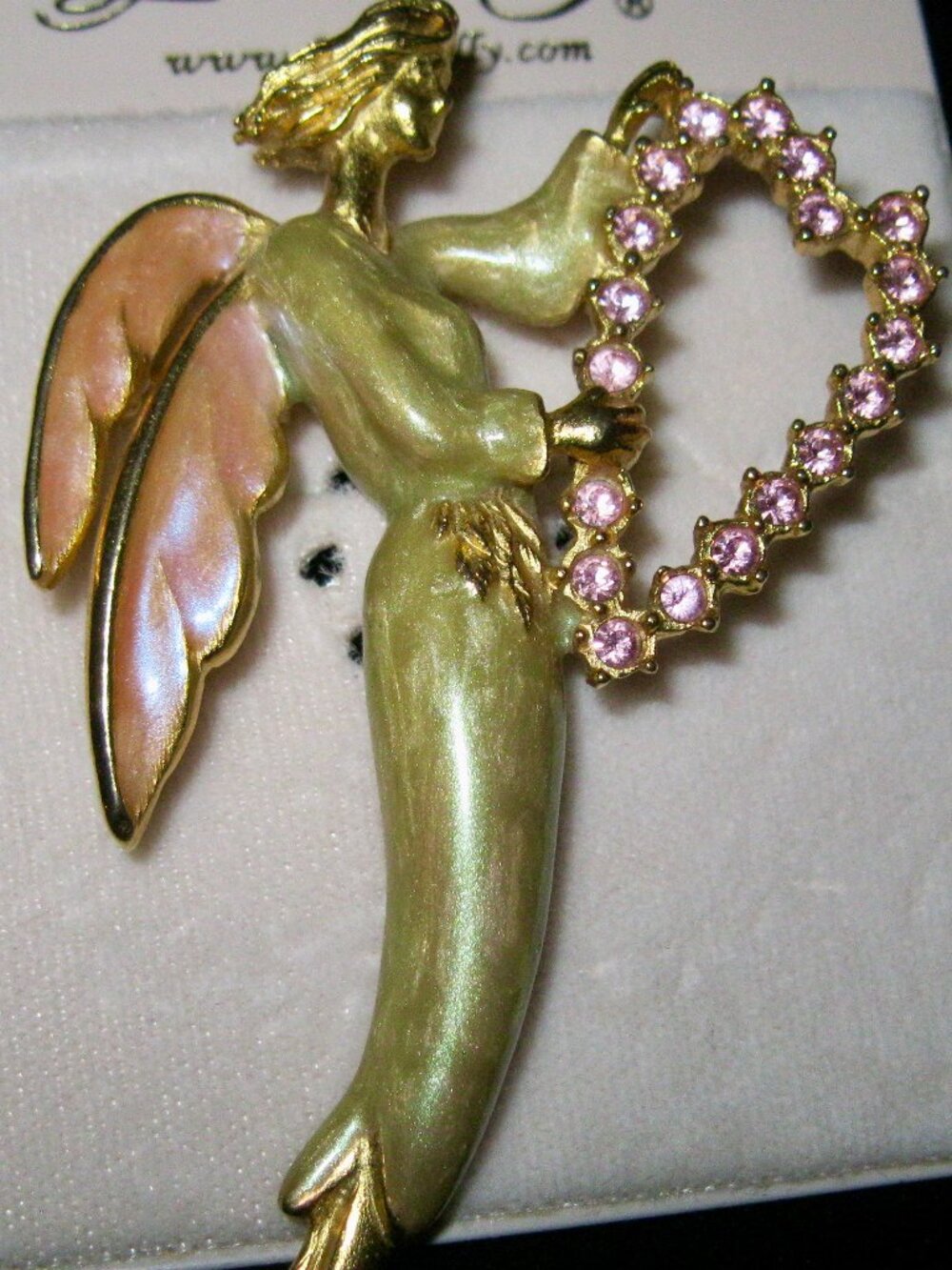 KIRKS FOLLY VERY RARE, SIGNED MADE IN 1980'S ANGEL BROOCH HOLDING A PINK HEART